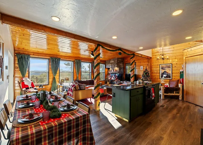 Breathtaking Views Elevated Comfort Pets Welcome *
